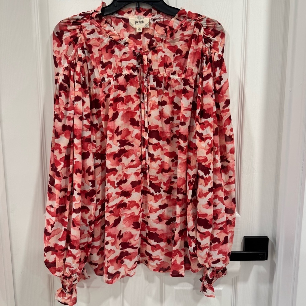 NWT Perch by Blu Pepper Long Sleeve Blouse Red Brushstroke Graphic Abstract - Picture 4 of 5